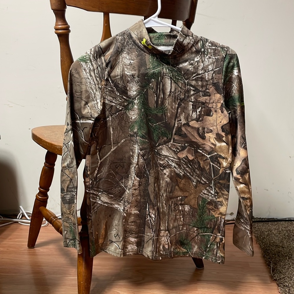 Boys under Armour camouflage cold gear